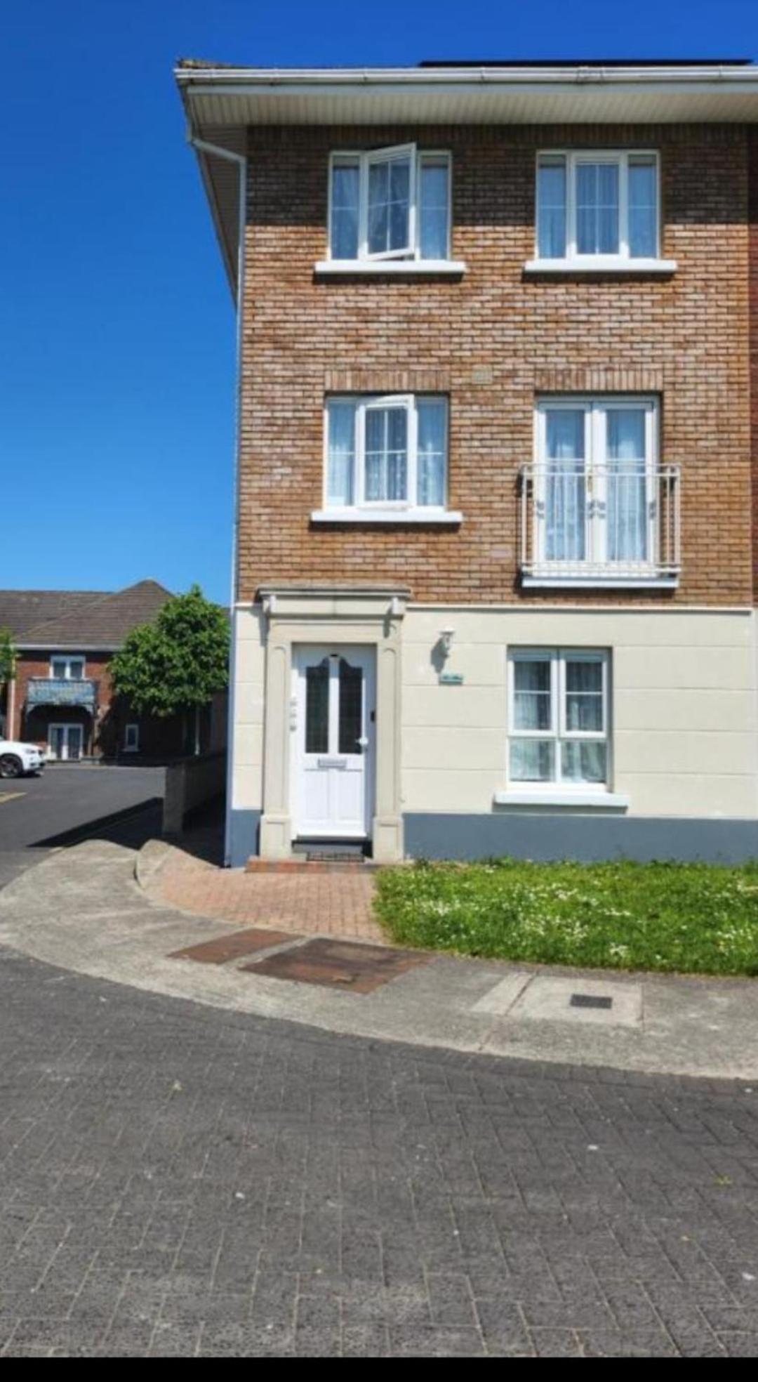 Bright Elegant Room Park View Dublin Exterior foto